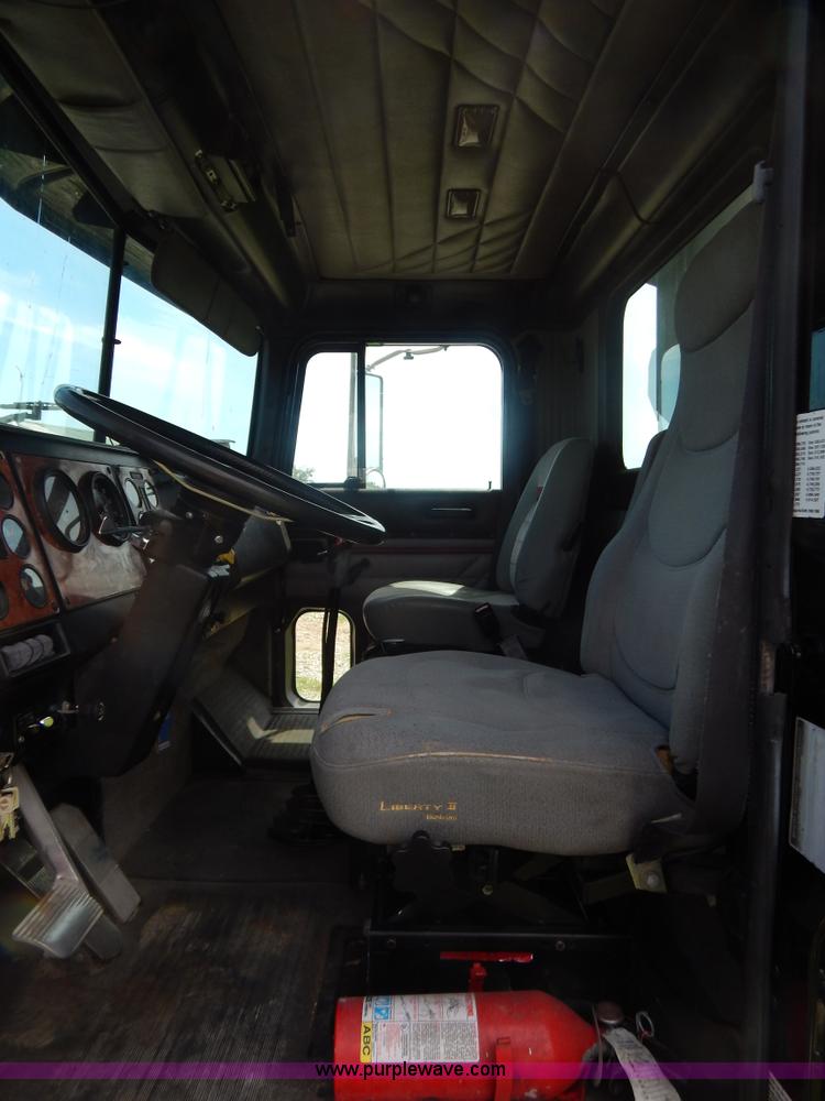 image for item F5111 1994 International F9370 dump truck