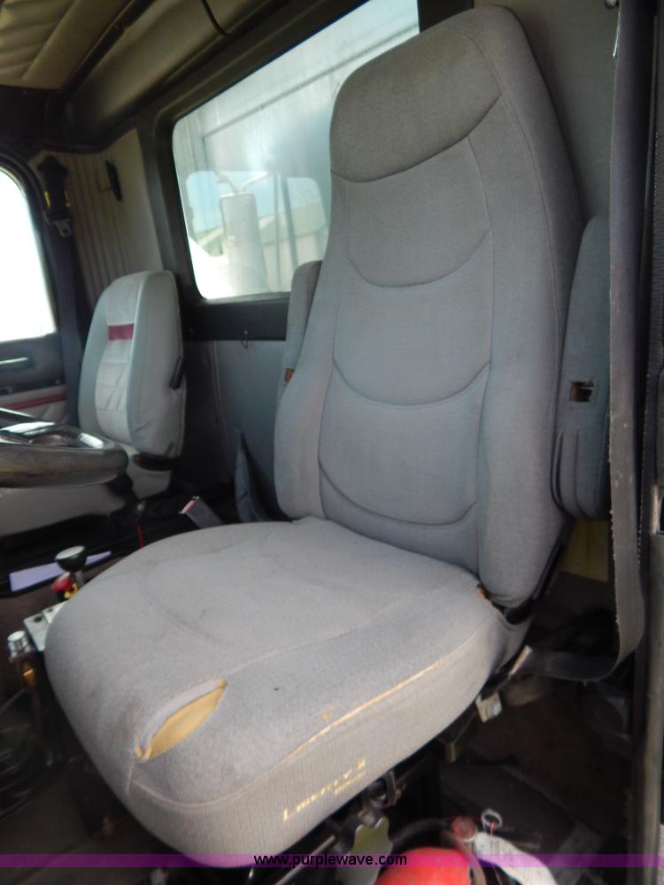 image for item F5111 1994 International F9370 dump truck