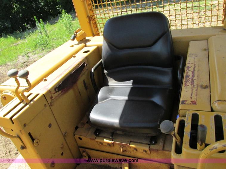image for item F5151 1971 Caterpillar 955L track loader