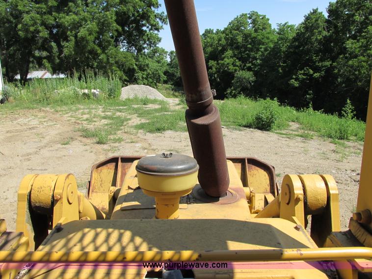 image for item F5151 1971 Caterpillar 955L track loader