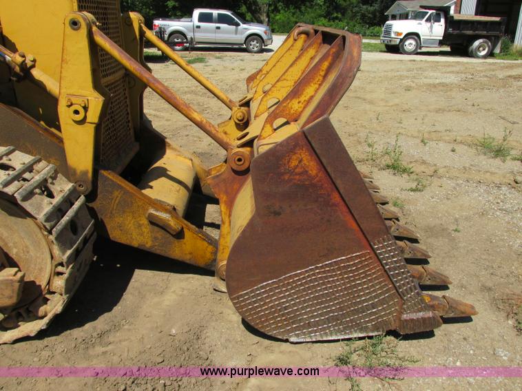 image for item F5151 1971 Caterpillar 955L track loader