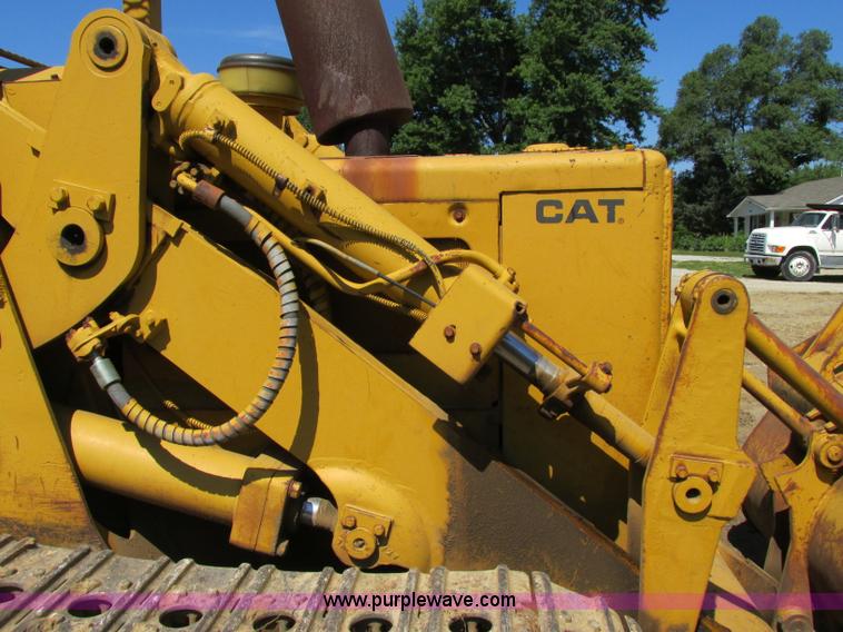 image for item F5151 1971 Caterpillar 955L track loader