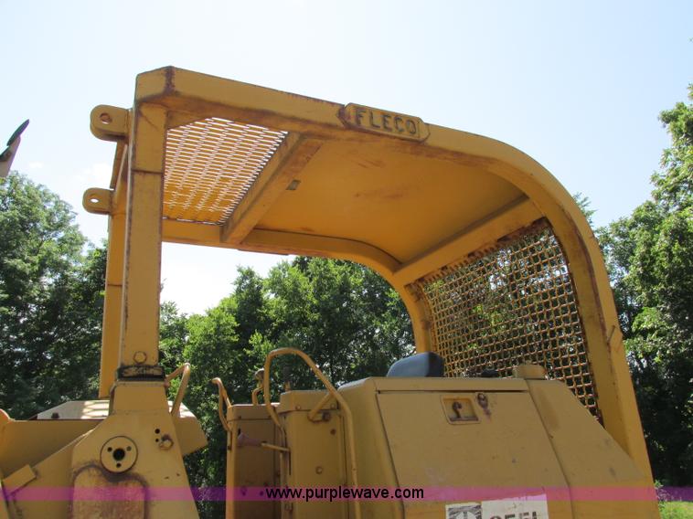 image for item F5151 1971 Caterpillar 955L track loader