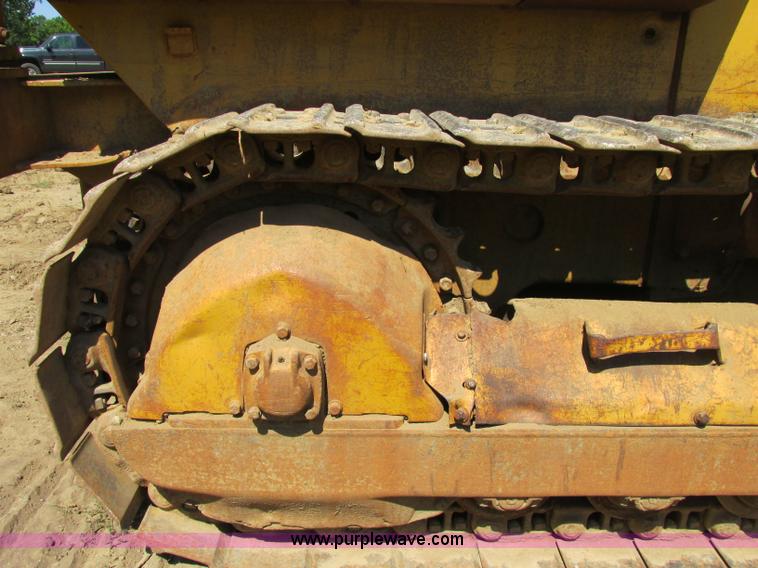 image for item F5151 1971 Caterpillar 955L track loader