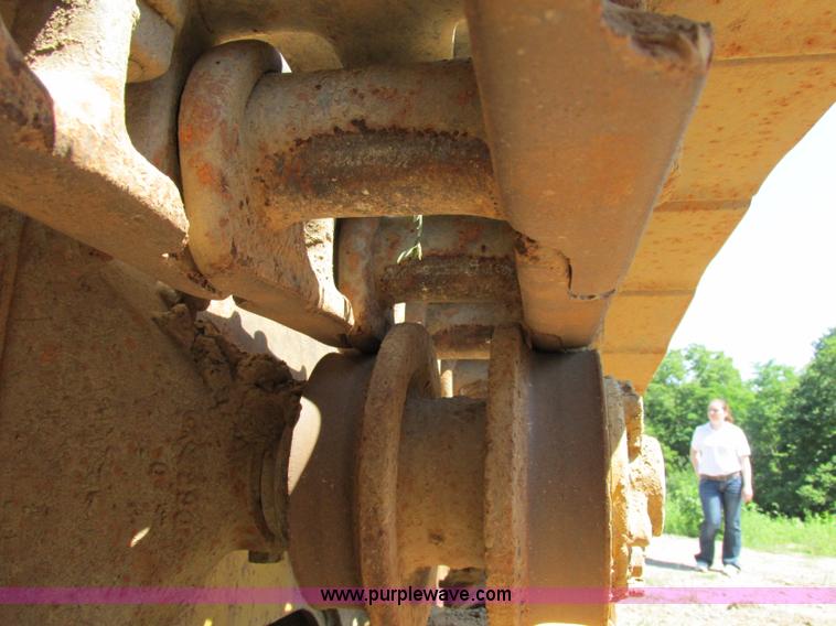 image for item F5151 1971 Caterpillar 955L track loader