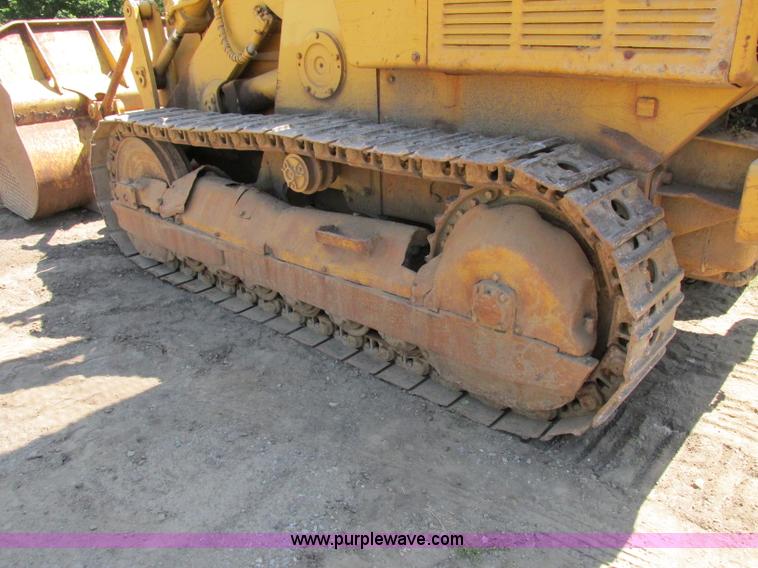 image for item F5151 1971 Caterpillar 955L track loader
