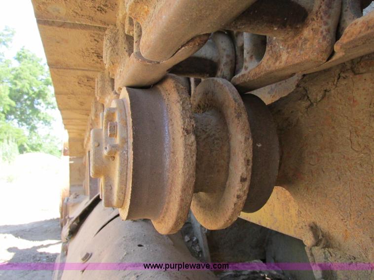 image for item F5151 1971 Caterpillar 955L track loader