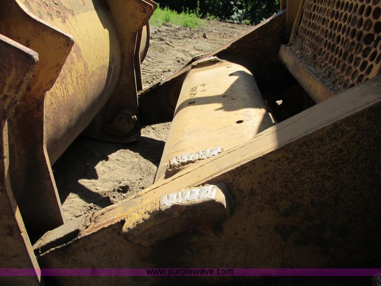 image for item F5151 1971 Caterpillar 955L track loader