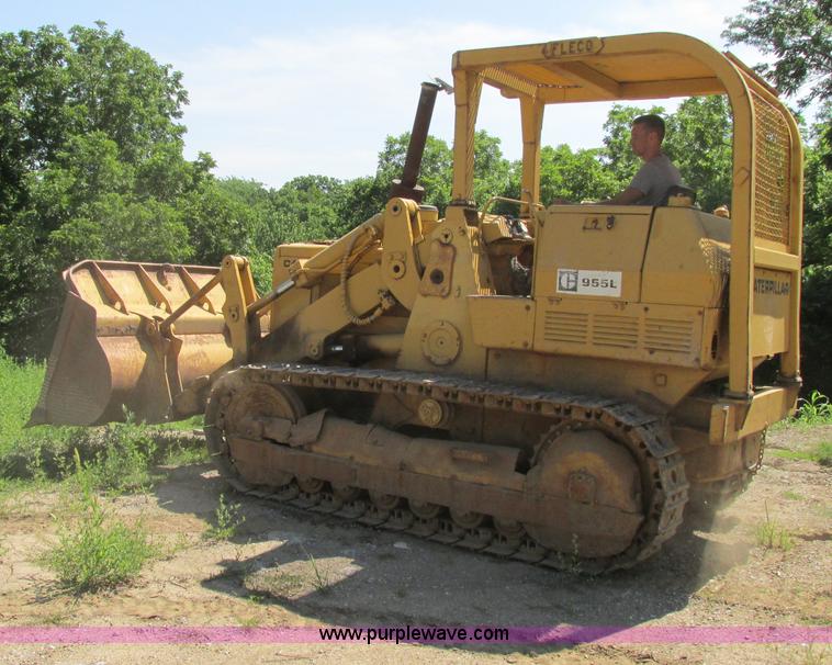 image for item F5151 1971 Caterpillar 955L track loader