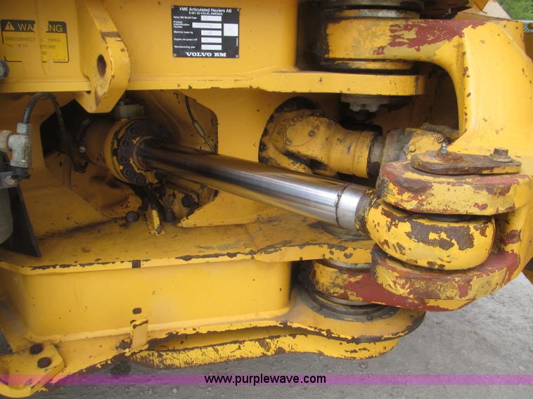 image for item F7006 1995 Volvo BM A35 articulated haul truck