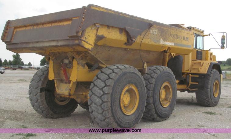 image for item F7007 1994 Volvo BM A35 articulated haul truck