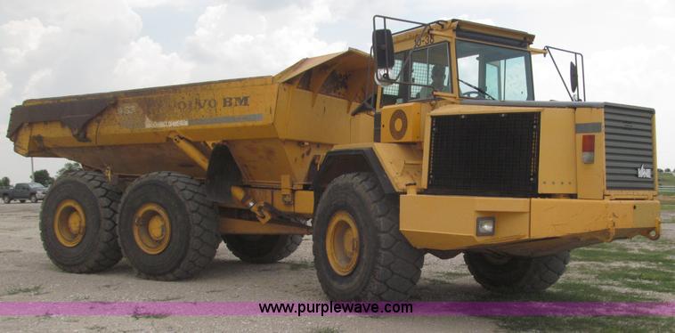 image for item F7007 1994 Volvo BM A35 articulated haul truck