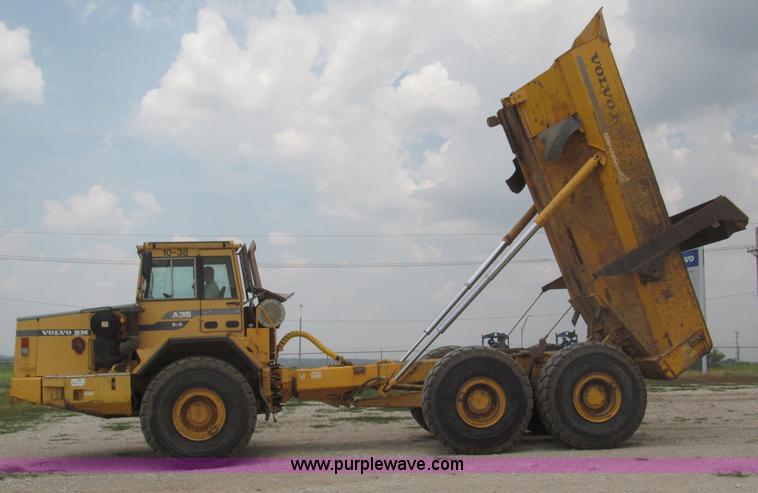 image for item F7007 1994 Volvo BM A35 articulated haul truck