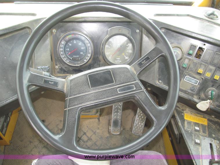 image for item F7007 1994 Volvo BM A35 articulated haul truck