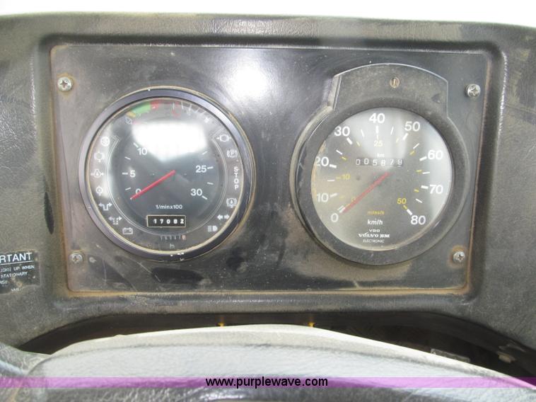 image for item F7007 1994 Volvo BM A35 articulated haul truck