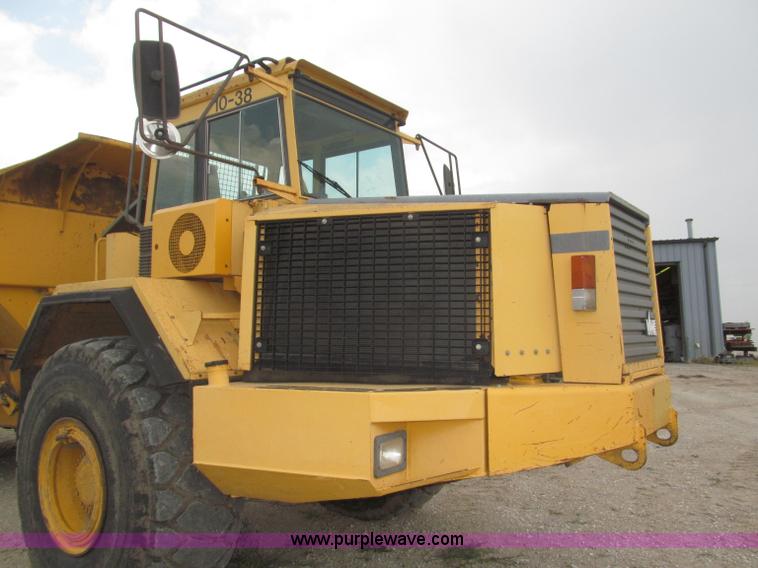 image for item F7007 1994 Volvo BM A35 articulated haul truck