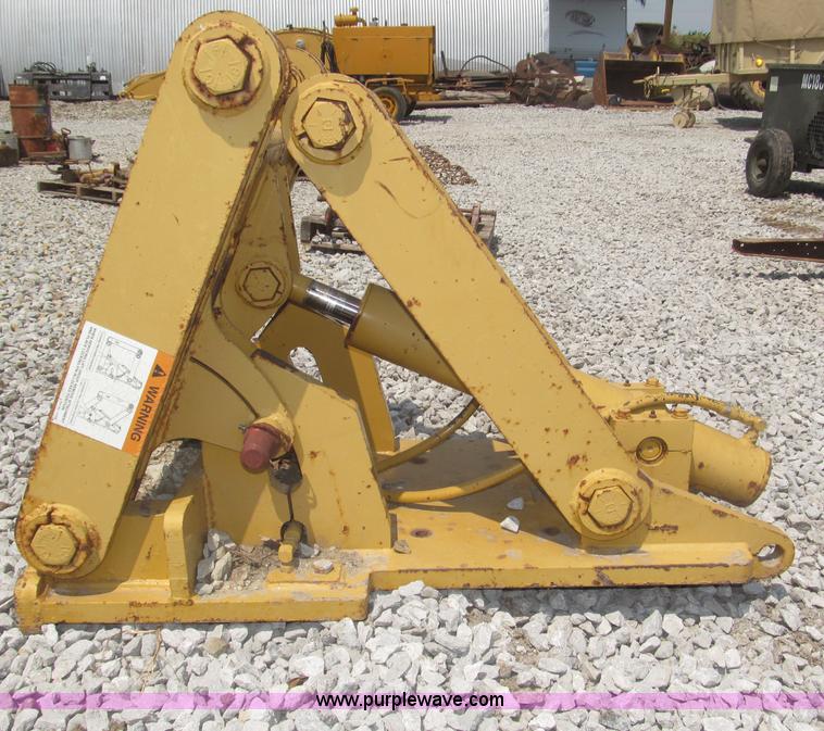 image for item F7012 Caterpillar lifting group