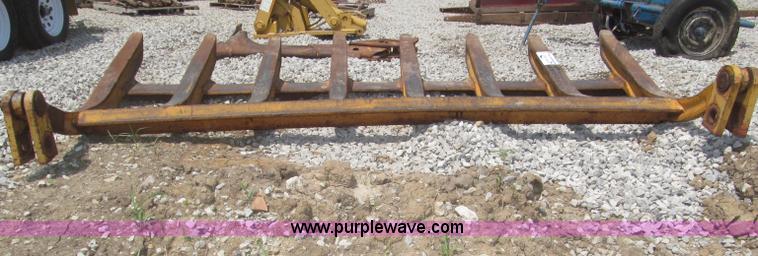 image for item F7013 Henderson 10' root/brush rake