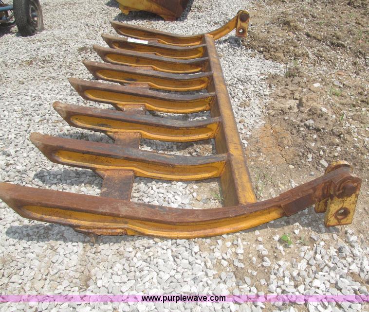 image for item F7013 Henderson 10' root/brush rake