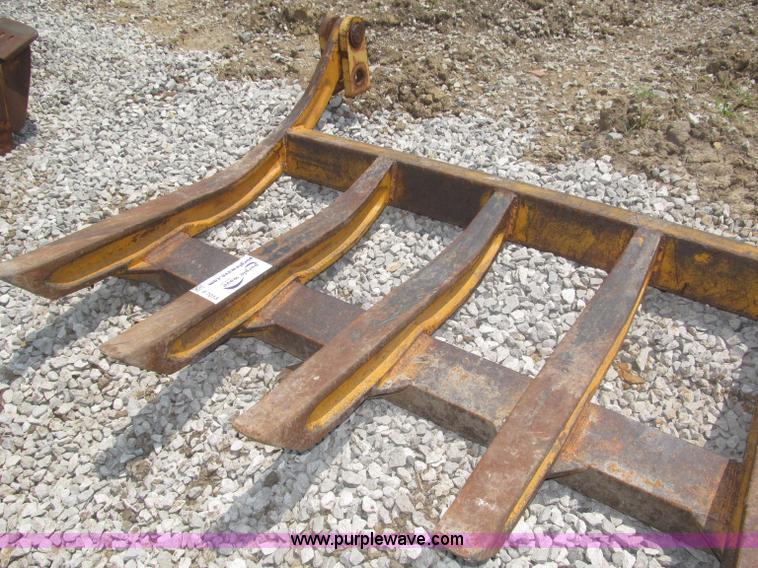 image for item F7013 Henderson 10' root/brush rake