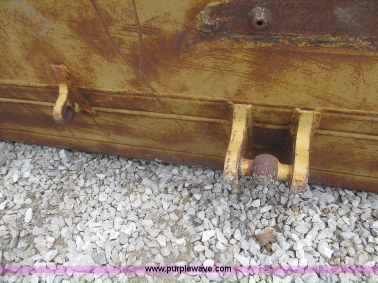 image for item F7014 Caterpillar 13' dozer s-blade