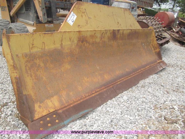 image for item F7014 Caterpillar 13' dozer s-blade