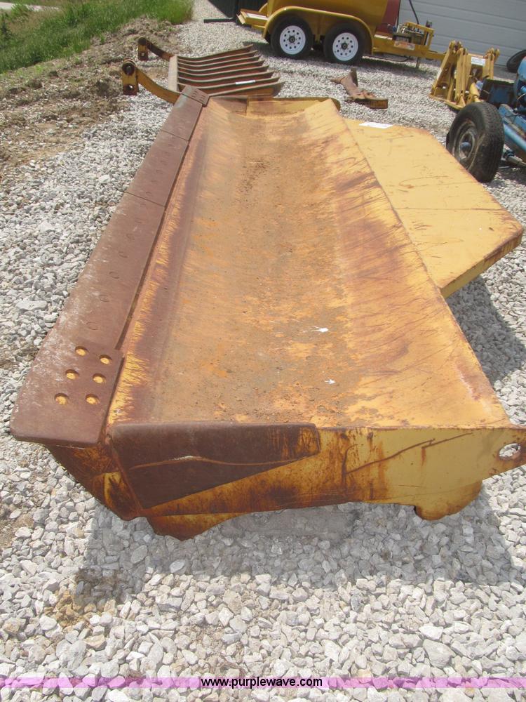 image for item F7014 Caterpillar 13' dozer s-blade