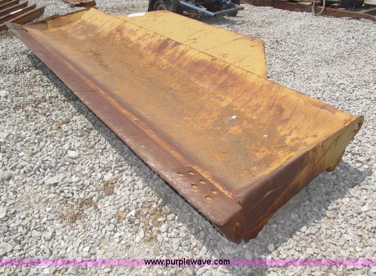 image for item F7014 Caterpillar 13' dozer s-blade