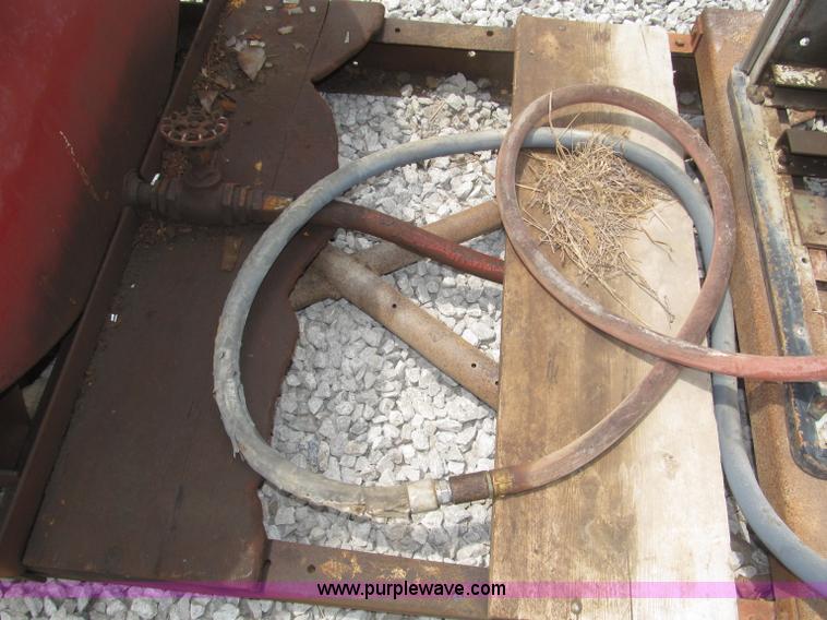 image for item F7017 Fuel tank and dispensing platform