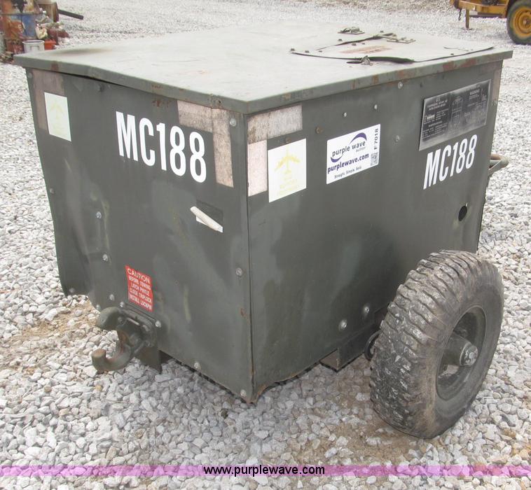 image for item F7018 U.S. MC-2A air compressor
