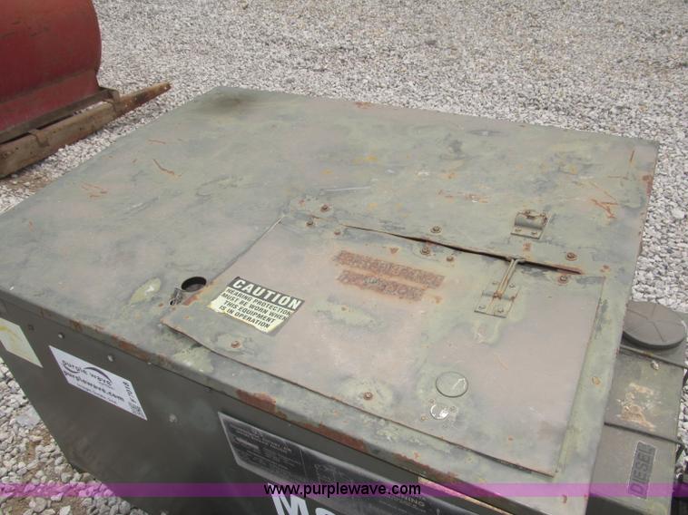 image for item F7018 U.S. MC-2A air compressor