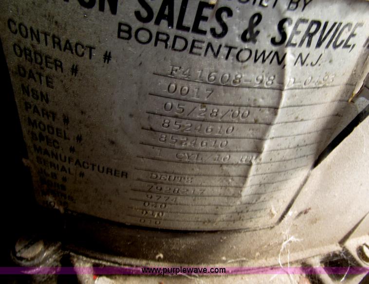 image for item F7018 U.S. MC-2A air compressor