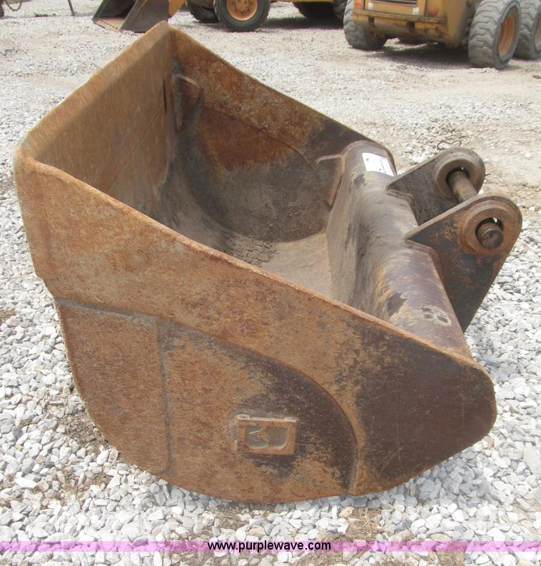 image for item F7019 Balderson 60" smooth edge bucket