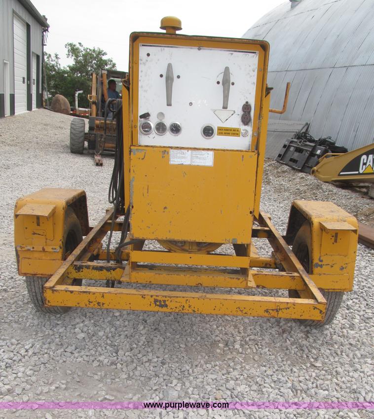 image for item F7021 Miller Big D4 welder/generator