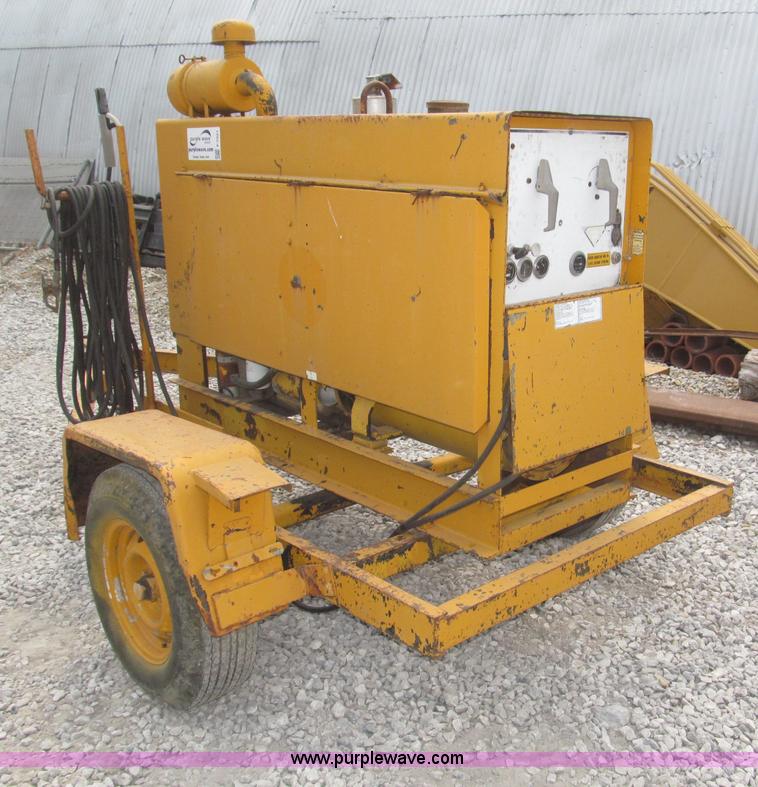 image for item F7021 Miller Big D4 welder/generator