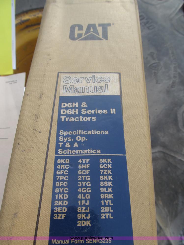 image for item F7023 1995 Caterpillar D6H LGP dozer