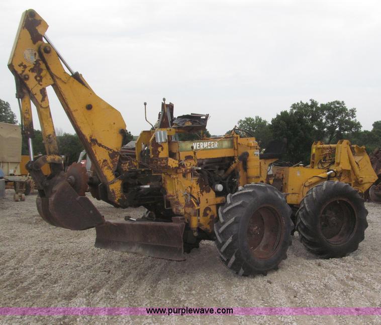 image for item F7024 Vermeer M470 articulated trencher