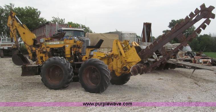 image for item F7024 Vermeer M470 articulated trencher
