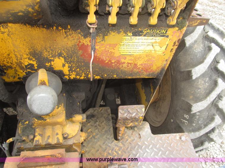 image for item F7024 Vermeer M470 articulated trencher
