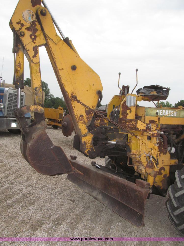 image for item F7024 Vermeer M470 articulated trencher