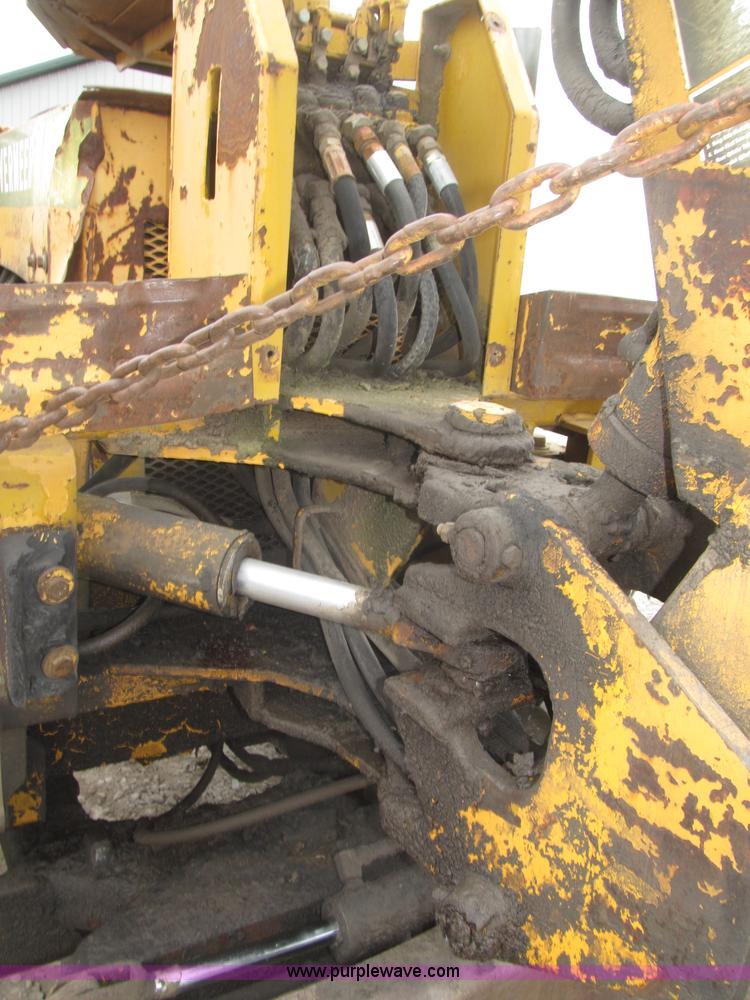 image for item F7024 Vermeer M470 articulated trencher
