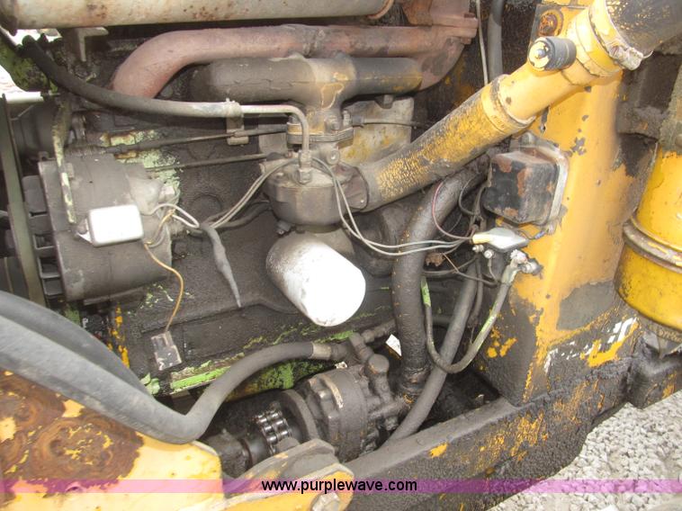 image for item F7024 Vermeer M470 articulated trencher