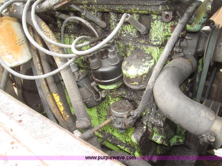 image for item F7024 Vermeer M470 articulated trencher