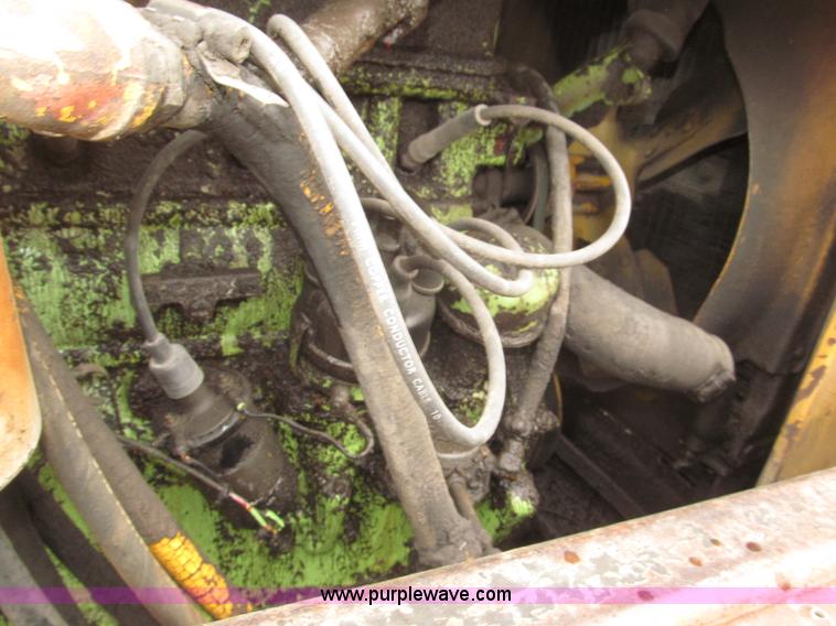 image for item F7024 Vermeer M470 articulated trencher