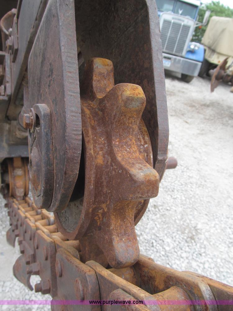 image for item F7024 Vermeer M470 articulated trencher