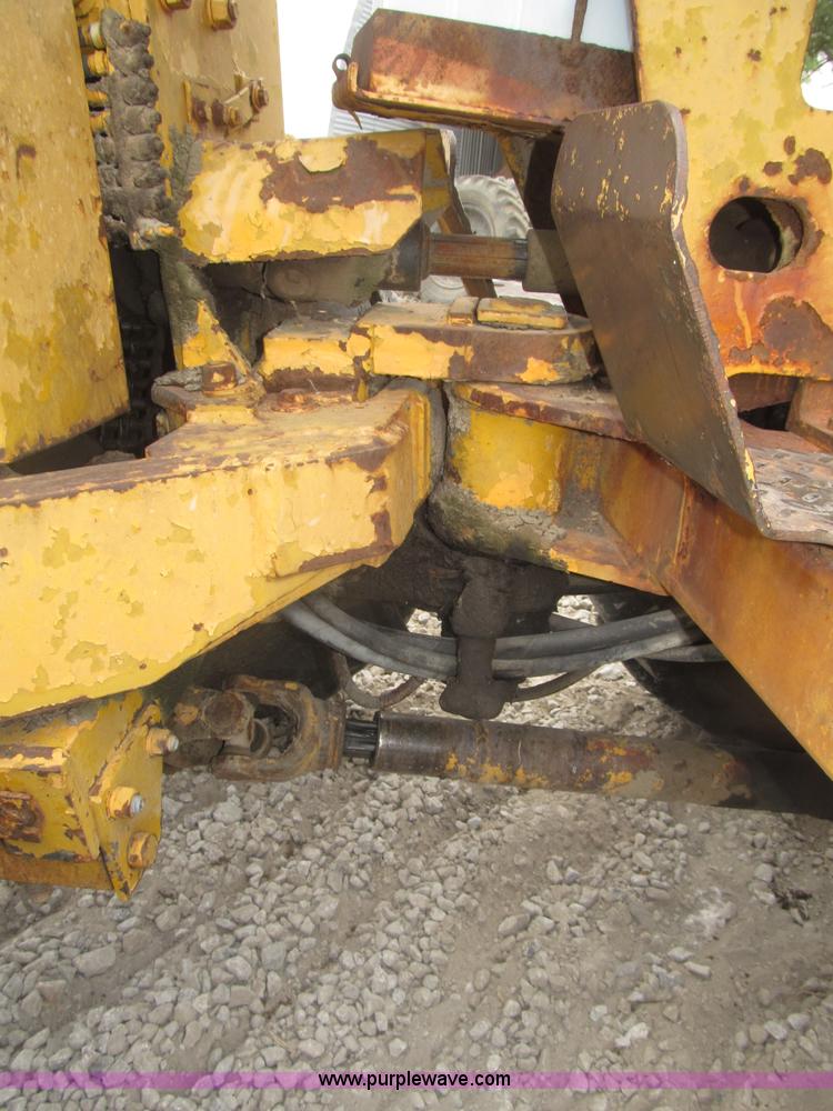 image for item F7024 Vermeer M470 articulated trencher