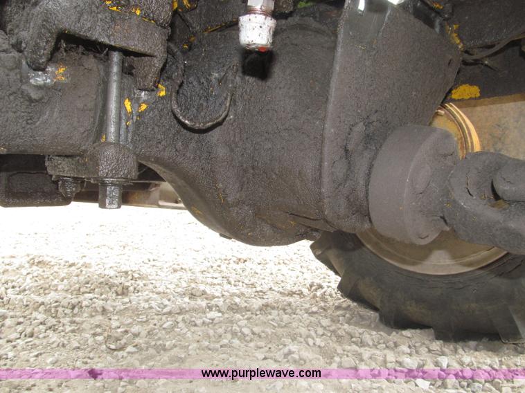 image for item F7024 Vermeer M470 articulated trencher