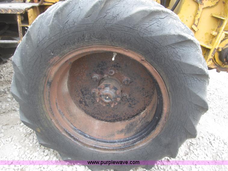 image for item F7024 Vermeer M470 articulated trencher