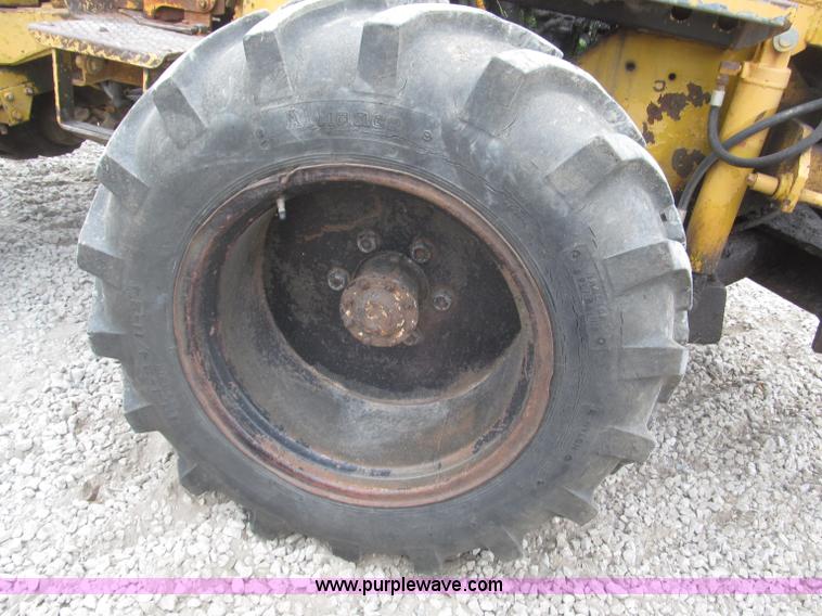 image for item F7024 Vermeer M470 articulated trencher