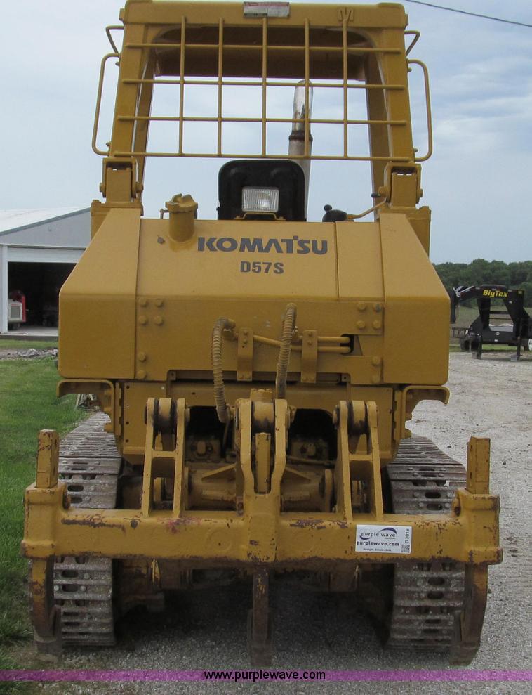 image for item G2019 1985 Komatsu D57S track loader
